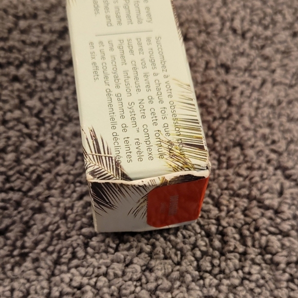 Urban Decay Lipsticks Bad Blood and 100 Degrees - Picture 7 of 12